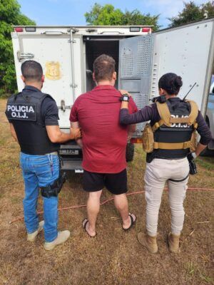 Fue detenido en Esparza.